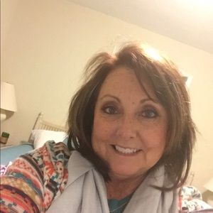 Meet your Posher, Janetta